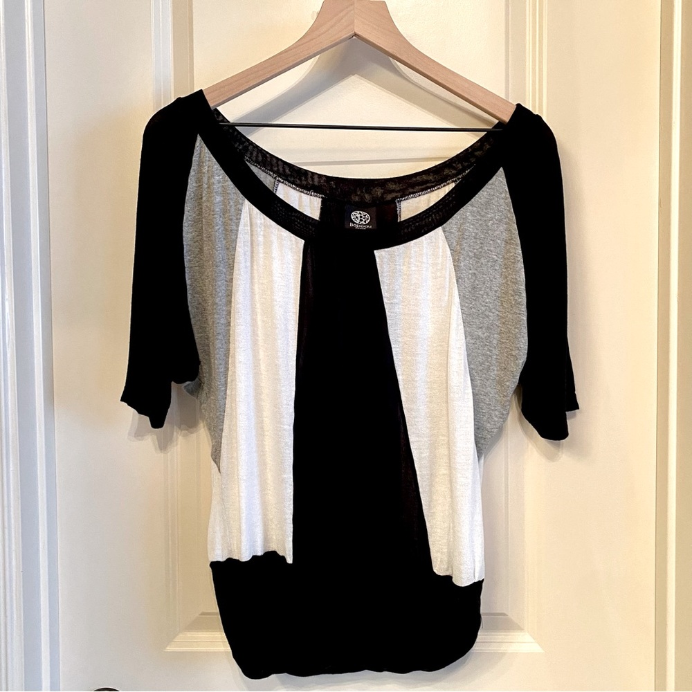 Bobeau Black/White/Gray Colorblock Short Sleeve Dolman Top (Petite SM)